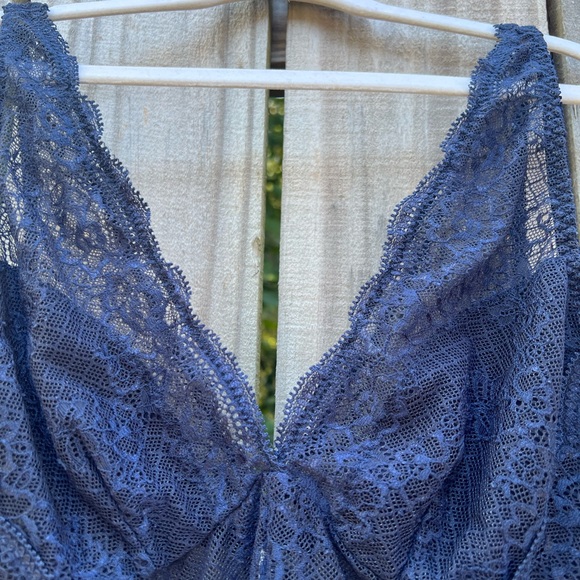 Size medium lace bodysuit, navy, one piece intimates - Picture 2 of 5